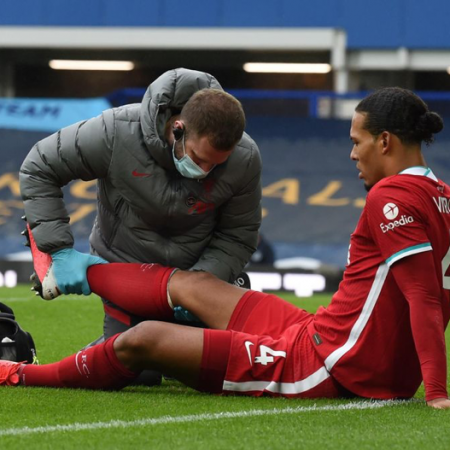 Liverpool’s Virgil van Dijk Facing Surgery and Long Absence With Cruciate Injury